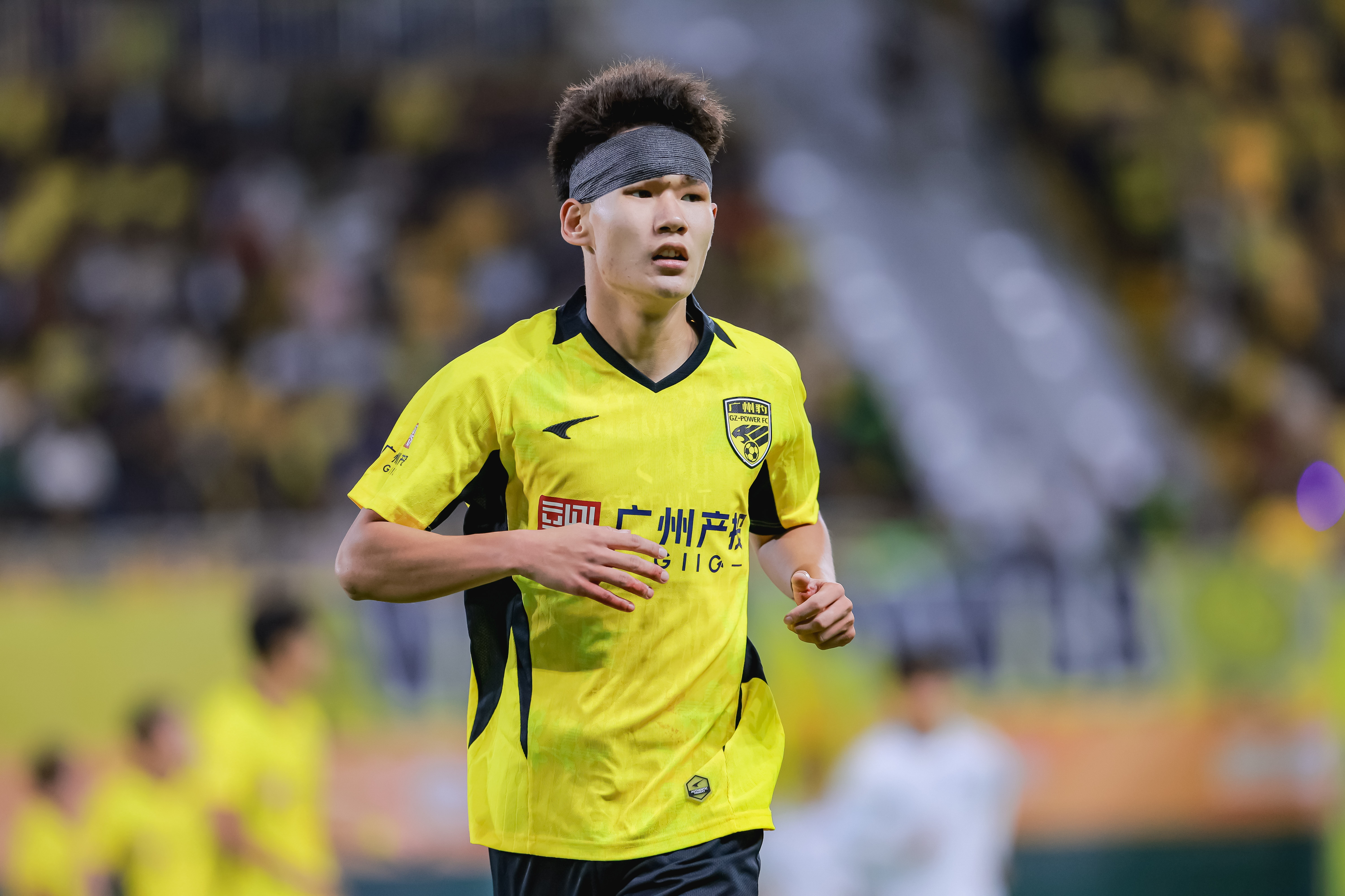 开云体育app-广州豹官方:杨浩眉弓伤口缝合30余针,预计5-7天后拆线